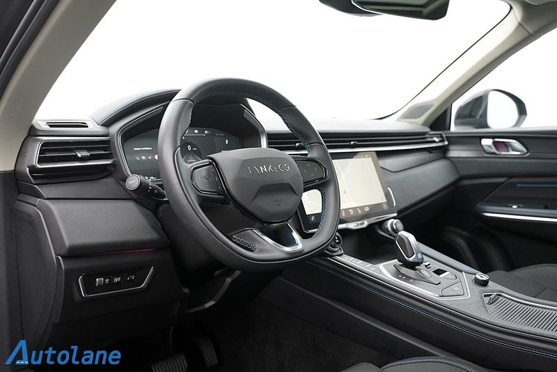 Lynk & Co 01 bild 14