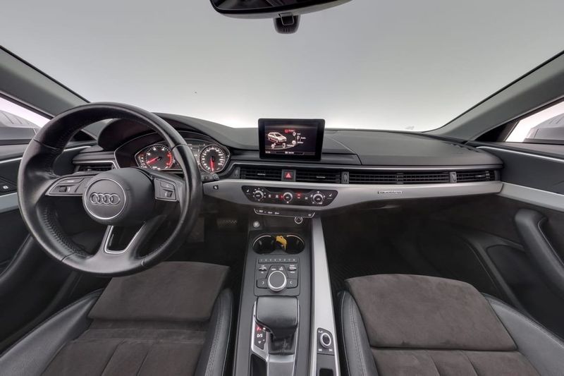 Audi A4 bild 13