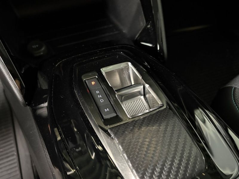 Peugeot 208 bild 13