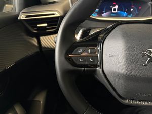 Peugeot 208 bild 16