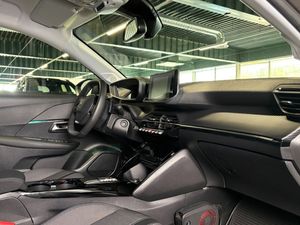 Peugeot 208 bild 12