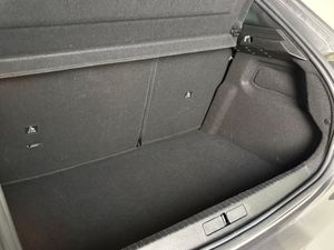 Peugeot 208 bild 6