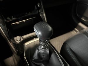 Peugeot 208 bild 16