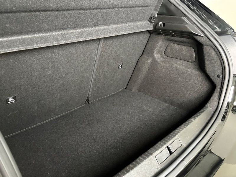 Peugeot 208 bild 7