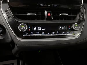 Toyota Corolla Cross bild 19