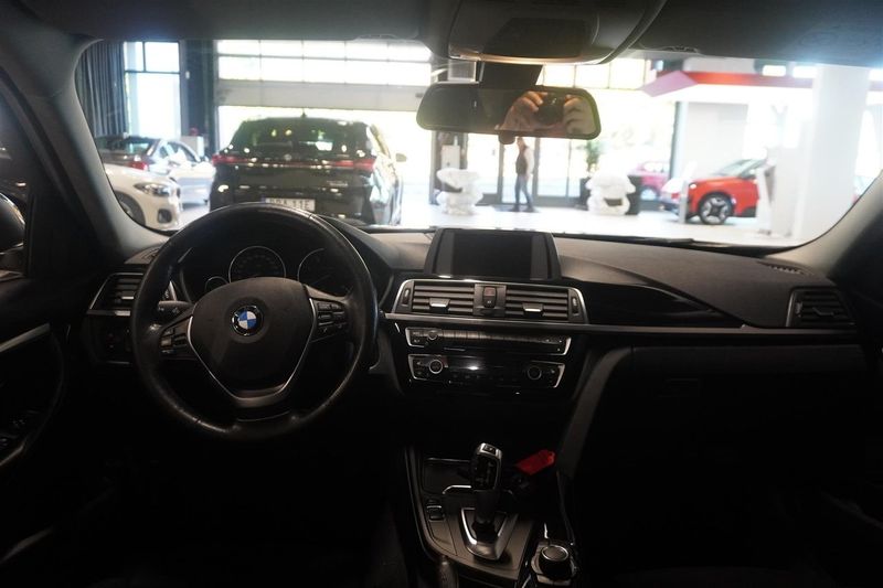 BMW 318 bild 8