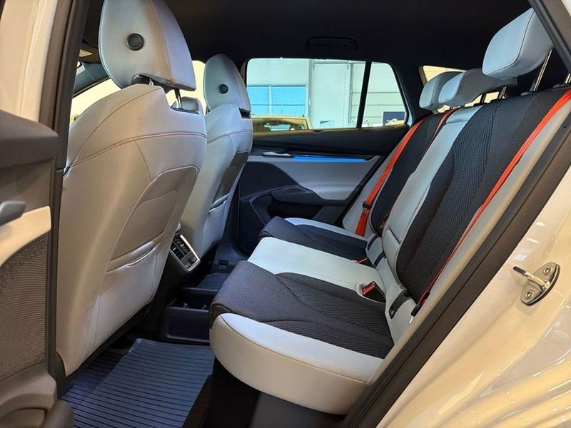 Skoda Enyaq bild 16