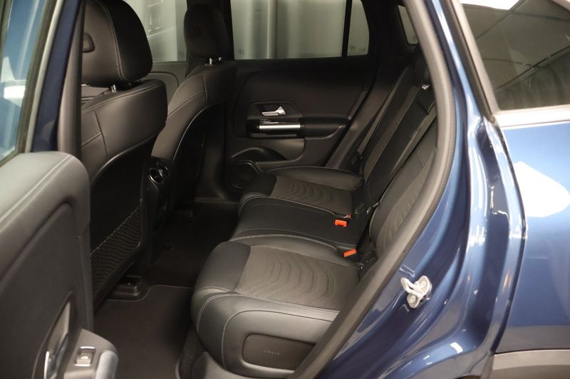 Mercedes EQA300 bild 7