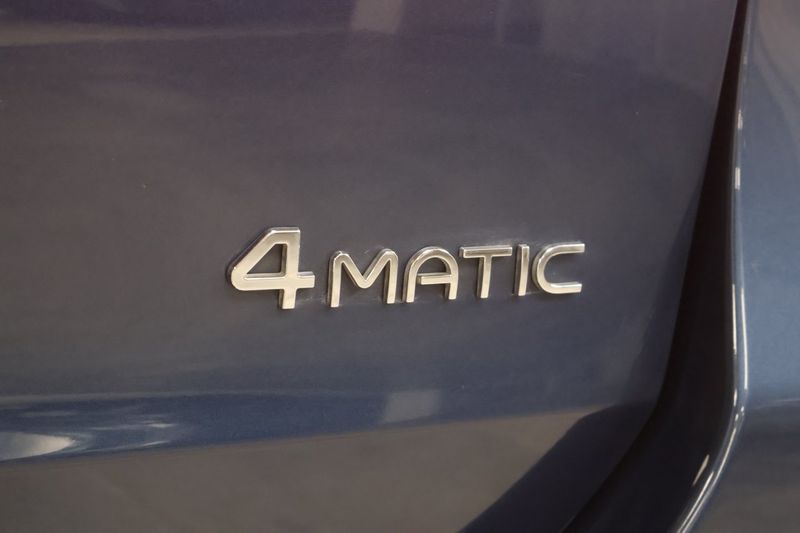 Mercedes EQA300 bild 9