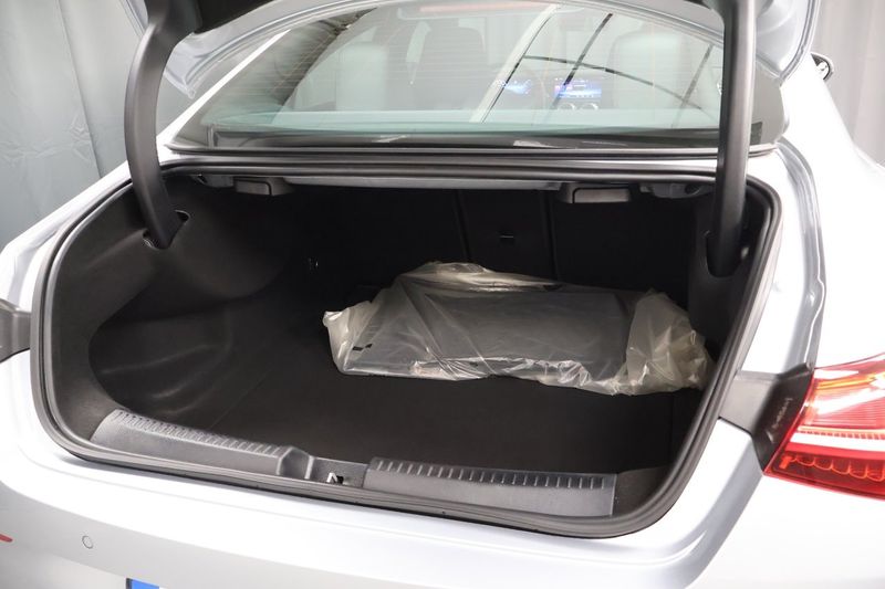 Mercedes CLA200 bild 12