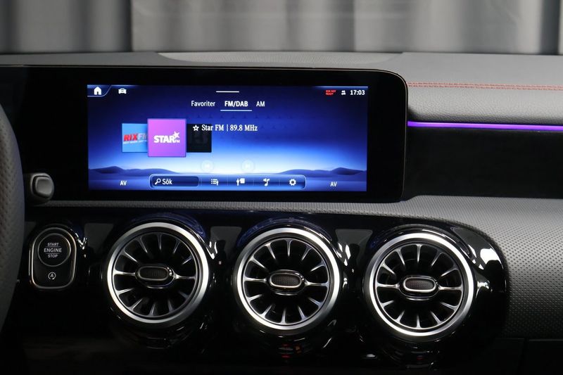 Mercedes CLA200 bild 18