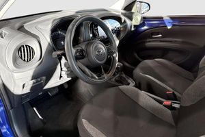 Toyota Aygo X bild 8