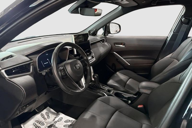 Toyota Corolla Cross bild 8