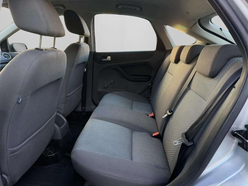 Ford Focus bild 12