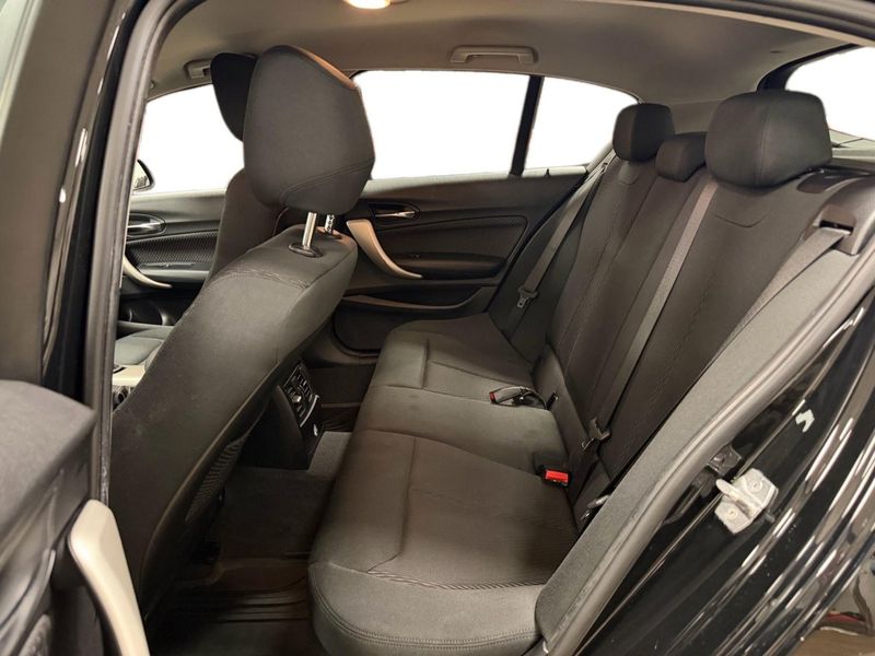 BMW 118 bild 13