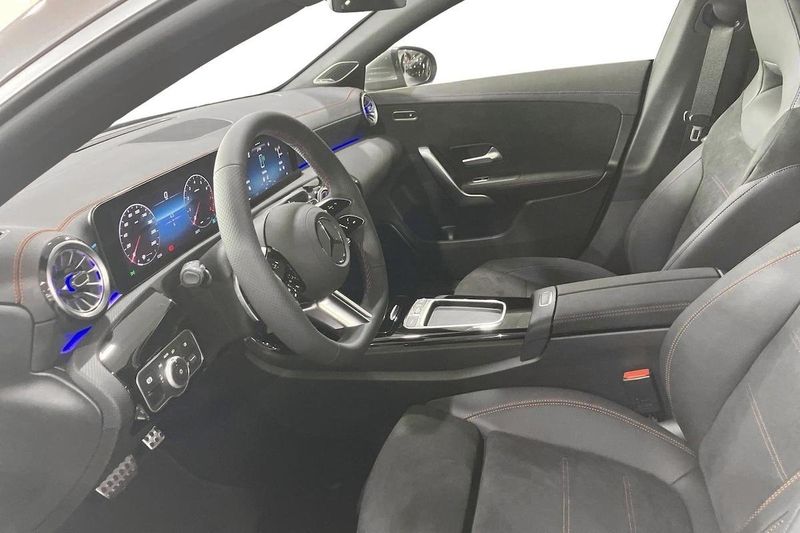 Mercedes CLA200 bild 10