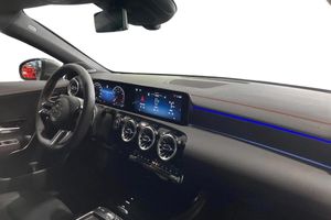 Mercedes CLA200 bild 11