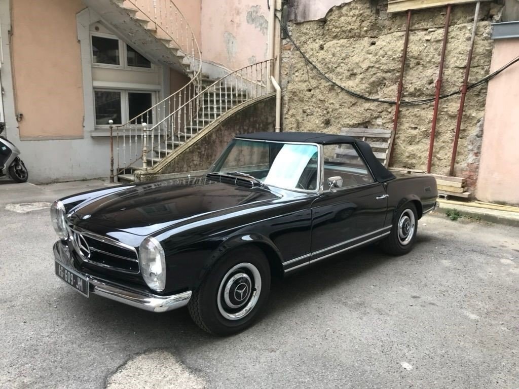 Mercedes 230