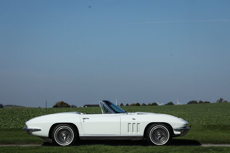Chevrolet Corvette bild 12