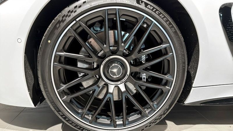 Mercedes AMG GT bild 8