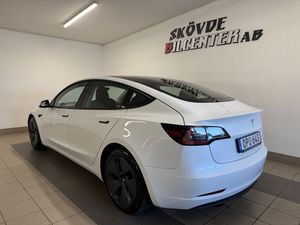 Tesla Model 3 bild 3