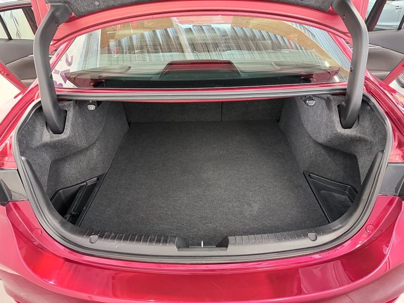 Mazda 6 bild 5