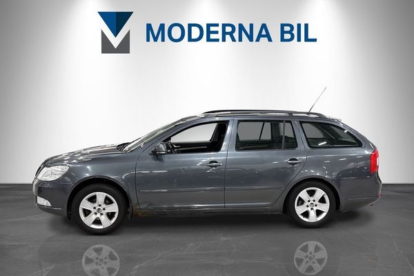 Skoda Octavia 1.6 MPI Multifuel 102hk Elegance Drag Mvärm Kamrem bytt - 2010