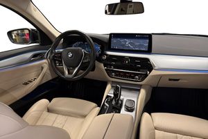 BMW 530 bild 12