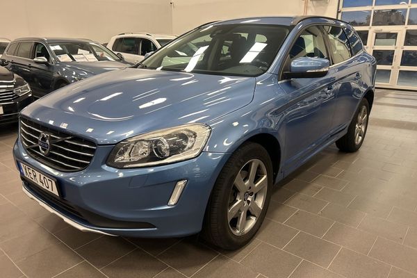 Volvo XC60 D4 MOMENTUM SUPERDEAL FR 3.95% / BT / FARTHÅLLARE - 2015