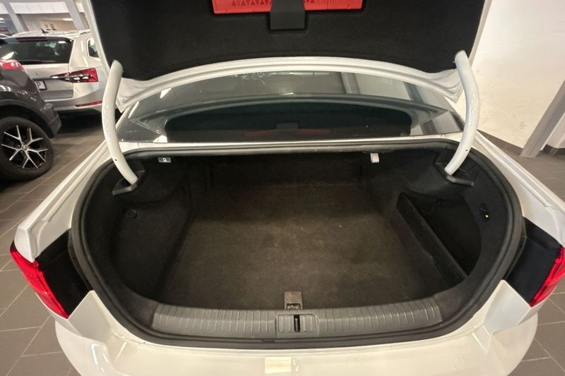 Volkswagen Passat bild 26