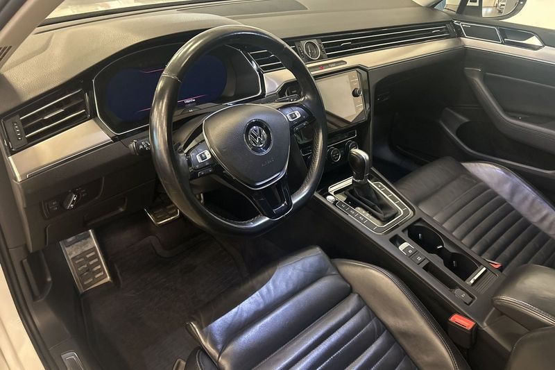 Volkswagen Passat bild 13