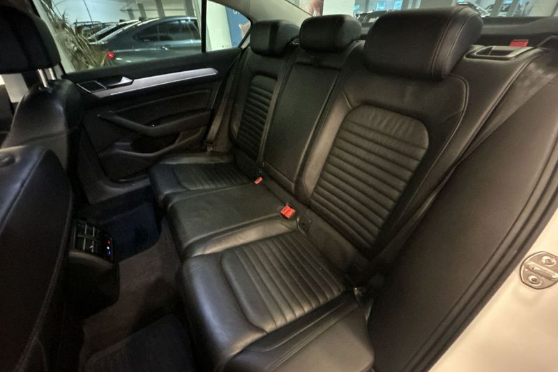 Volkswagen Passat bild 25