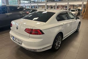 Volkswagen Passat bild 8