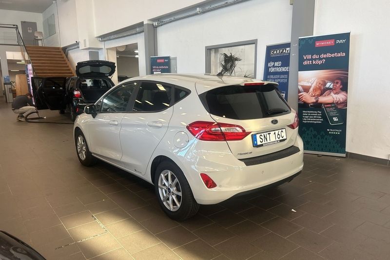 Ford Fiesta bild 8