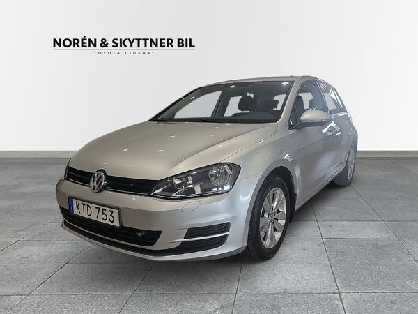 Volkswagen Golf AU - 2015