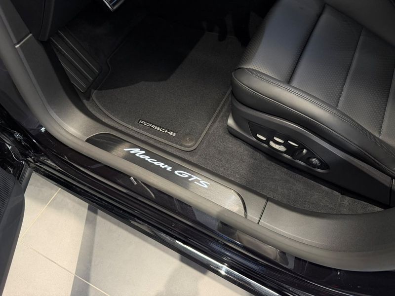 Porsche Macan bild 12