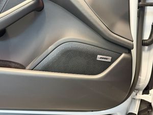 Porsche Taycan bild 19