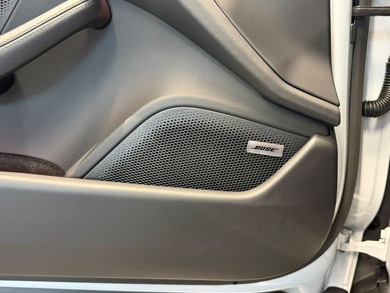 Porsche Taycan bild 19