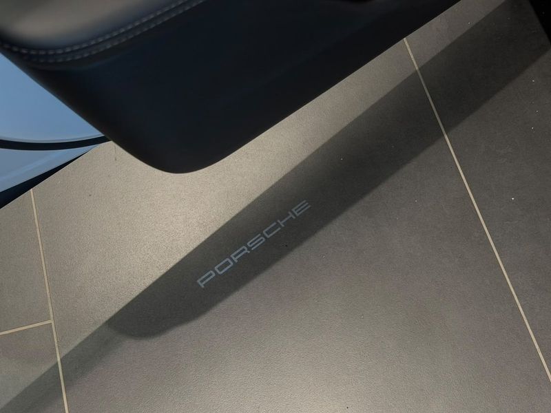 Porsche Taycan bild 23