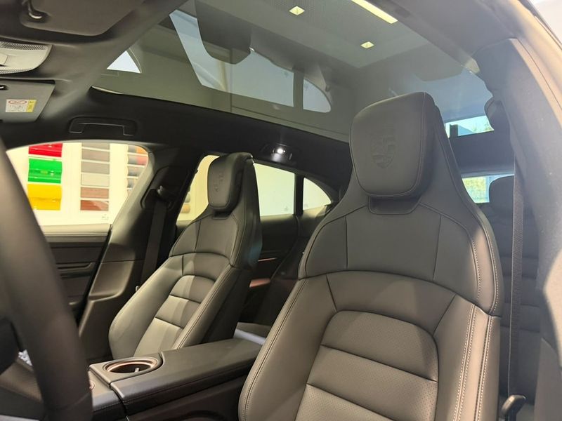 Porsche Taycan bild 21