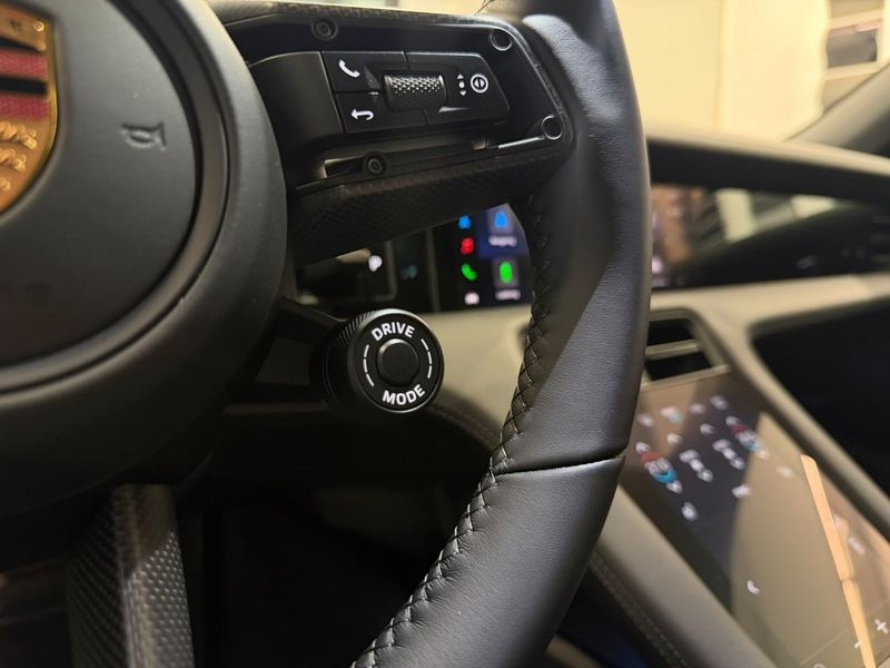 Porsche Taycan bild 8