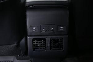 Subaru Solterra bild 17