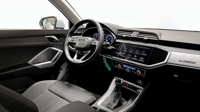 Audi Q3 bild 11