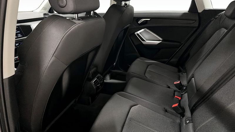 Audi Q3 bild 12