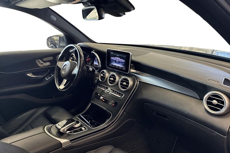 Mercedes GLC250 bild 10