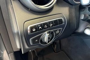 Mercedes GLC250 bild 13