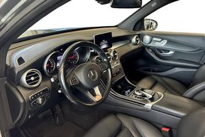 Mercedes GLC250 bild 6