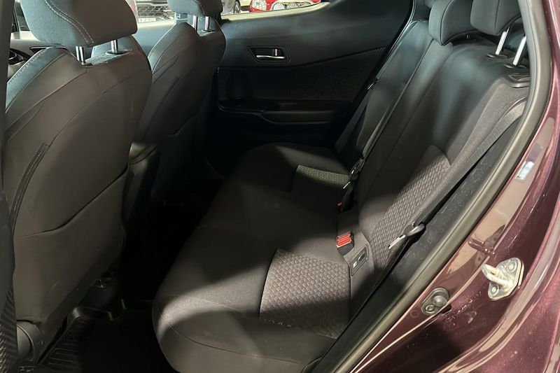 Toyota C-HR bild 7