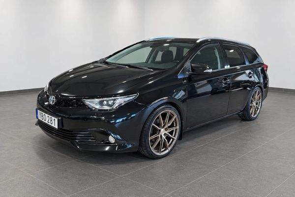 Toyota Auris Touring Sports Hybrid 1,8 Active Plus v-hjul - 2016