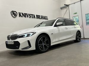 BMW 330 bild 24